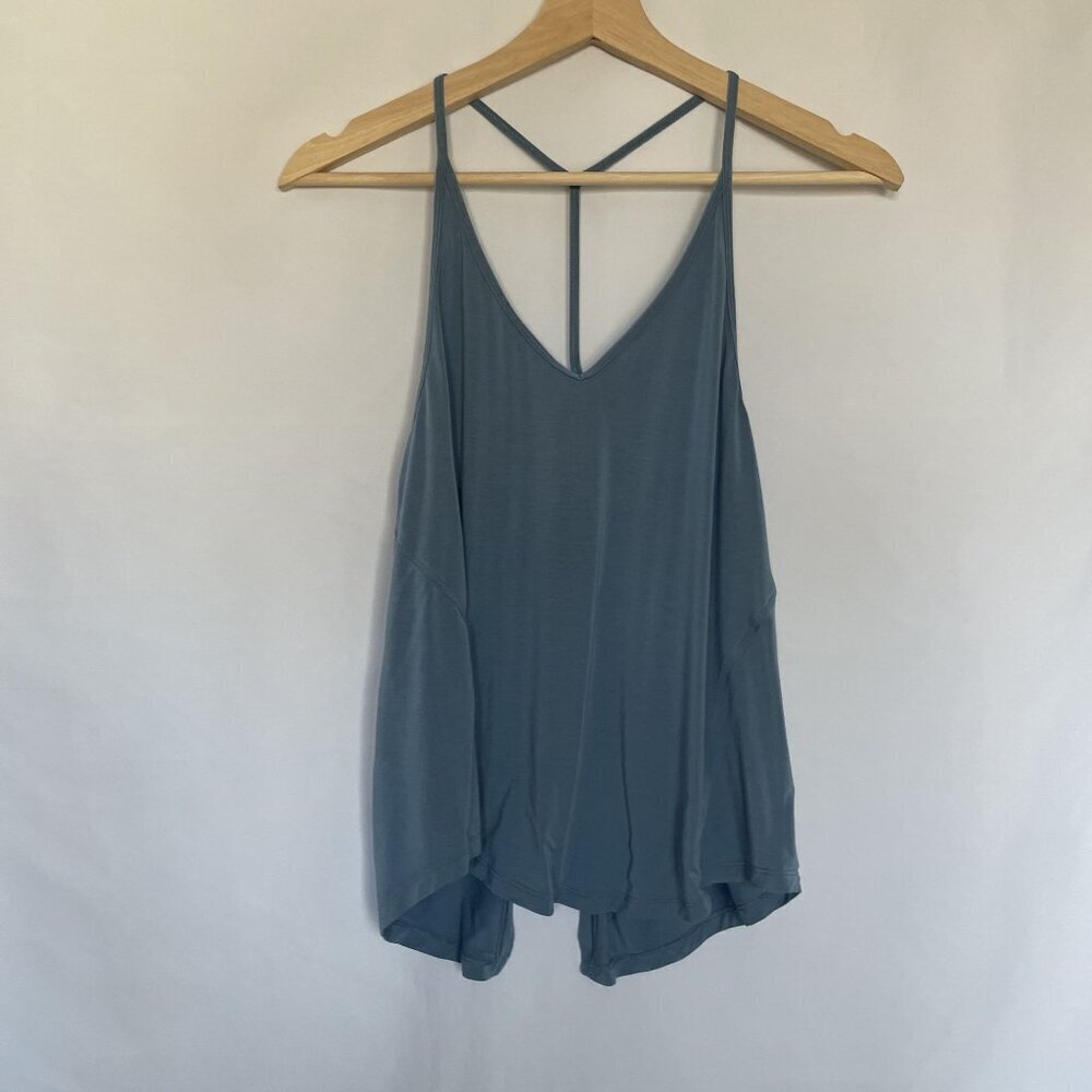 Lululemon gray blue v-neck t-back size 8 workout athleisure‎ unlined lightweight
